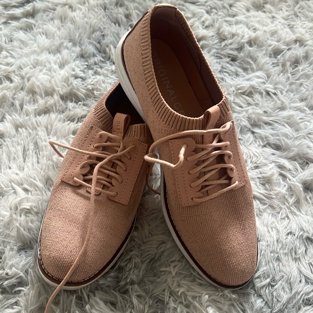Ladies Cole Haan Walking Shoe